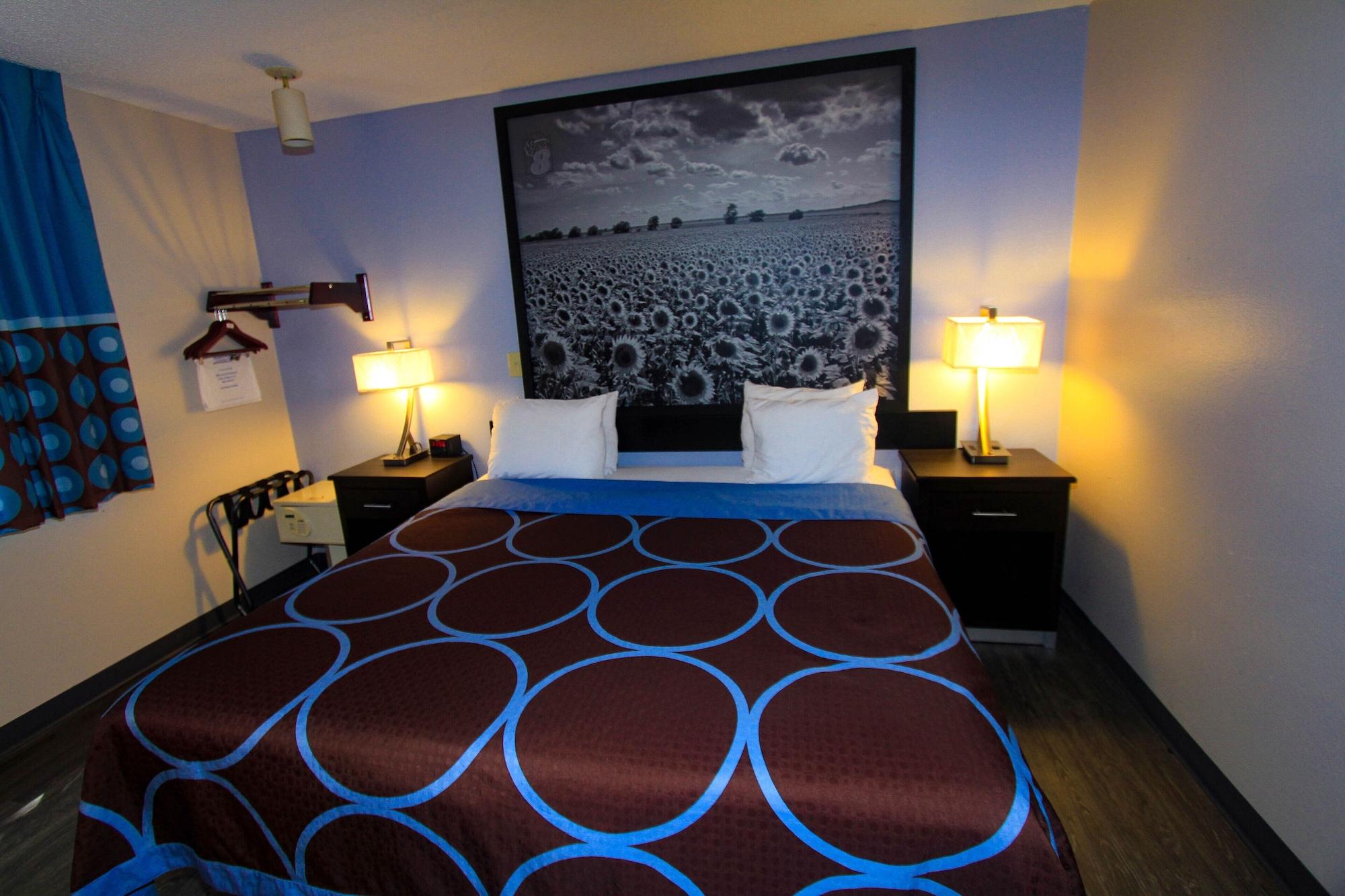 Super 8 By Wyndham Lenexa Overland Park Area/Mall Area Extérieur photo