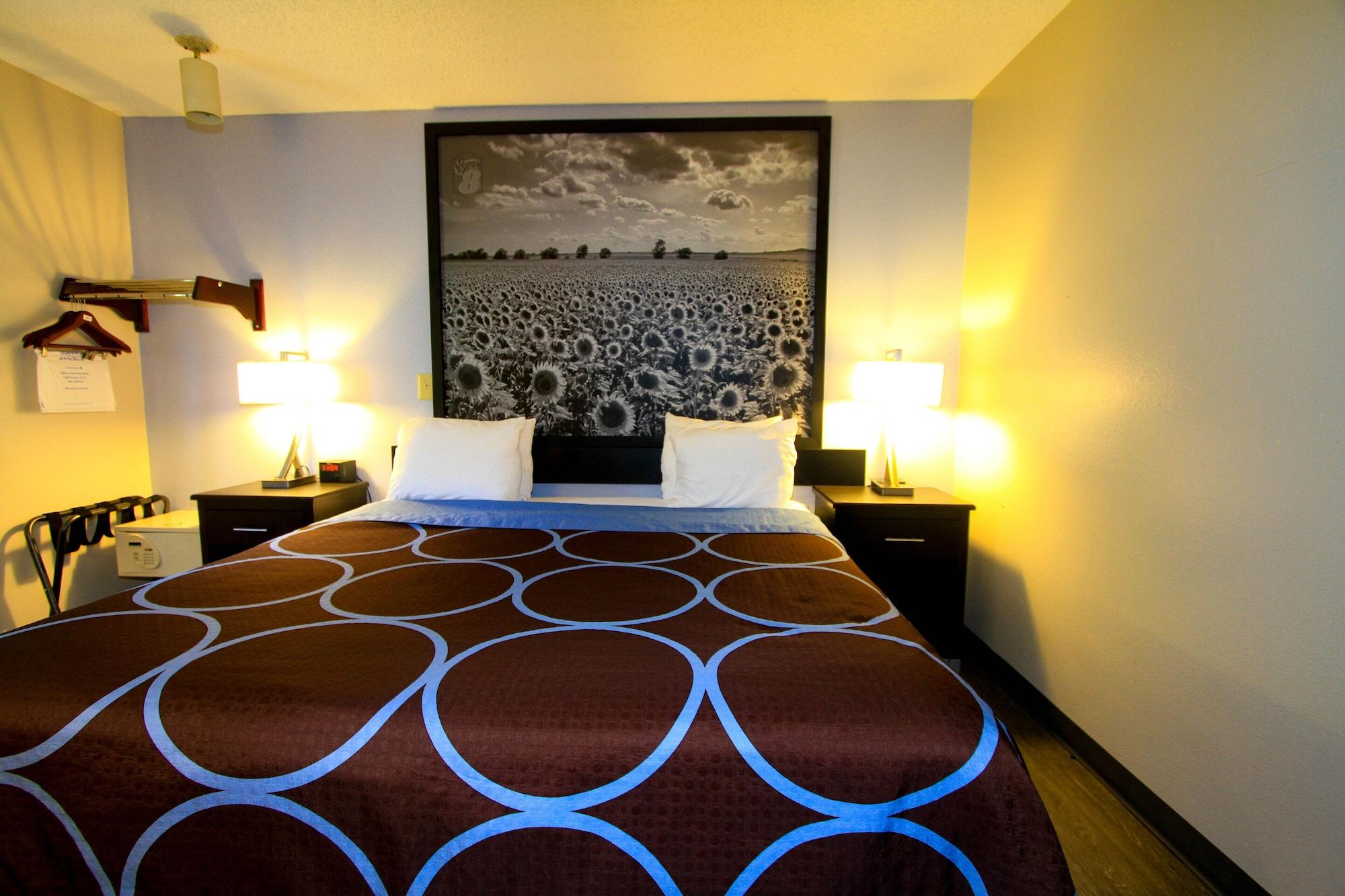 Super 8 By Wyndham Lenexa Overland Park Area/Mall Area Extérieur photo