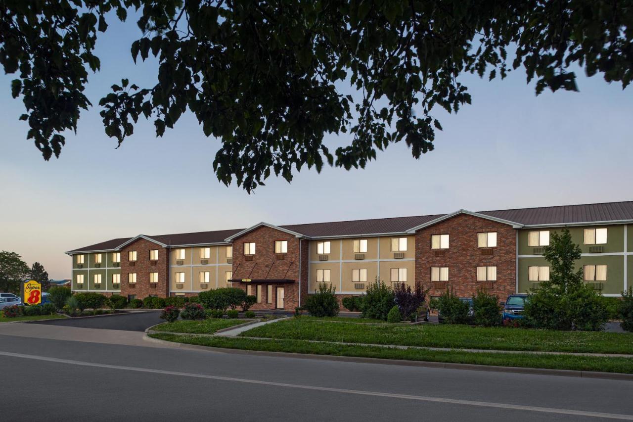 Super 8 By Wyndham Lenexa Overland Park Area/Mall Area Extérieur photo