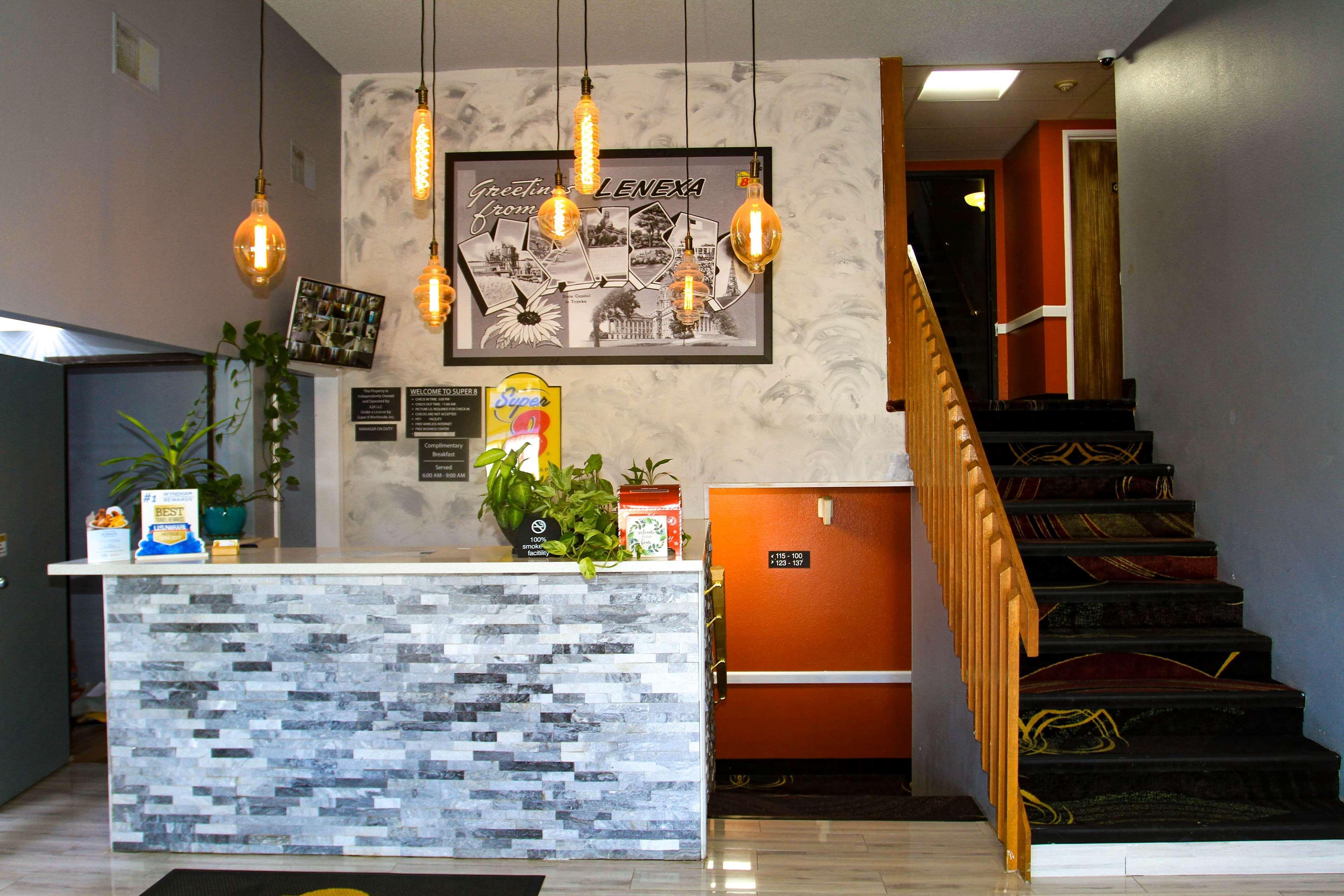 Super 8 By Wyndham Lenexa Overland Park Area/Mall Area Extérieur photo