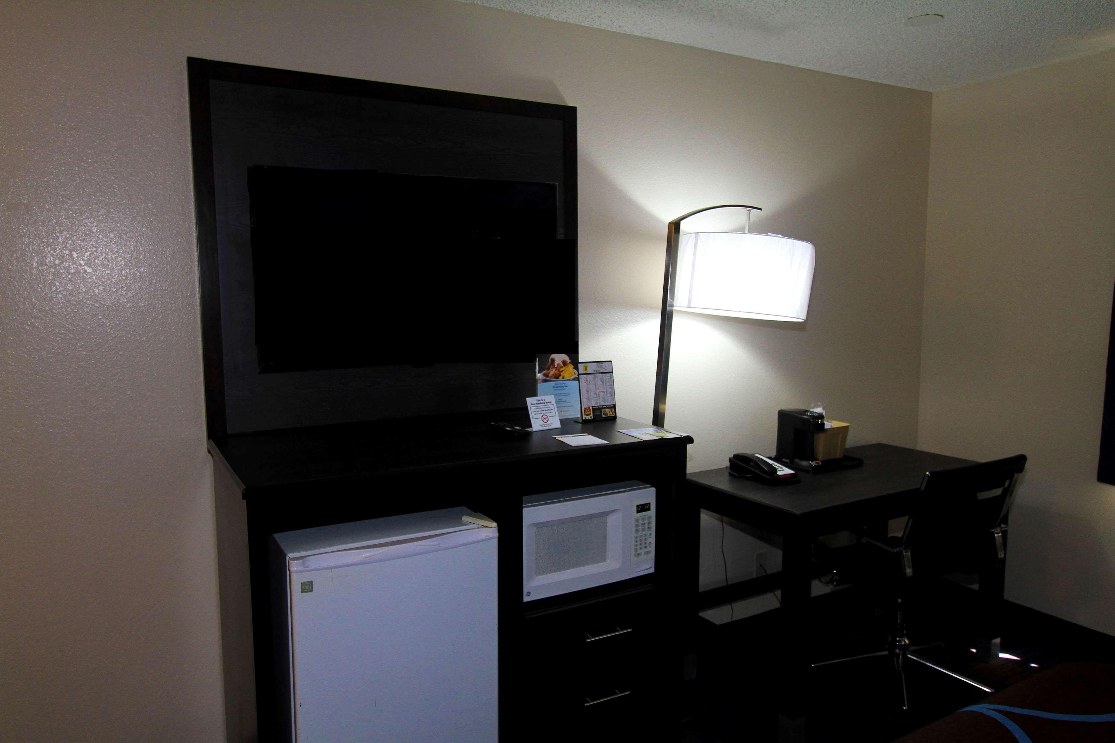 Super 8 By Wyndham Lenexa Overland Park Area/Mall Area Extérieur photo