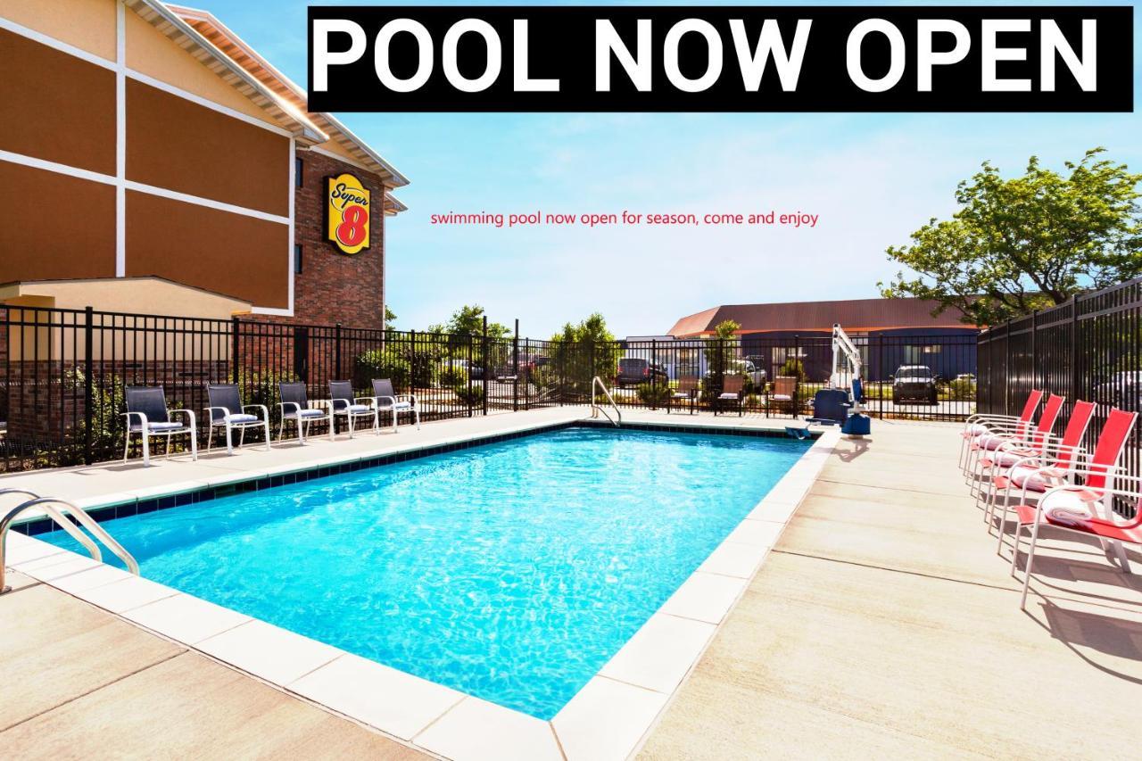 Super 8 By Wyndham Lenexa Overland Park Area/Mall Area Extérieur photo