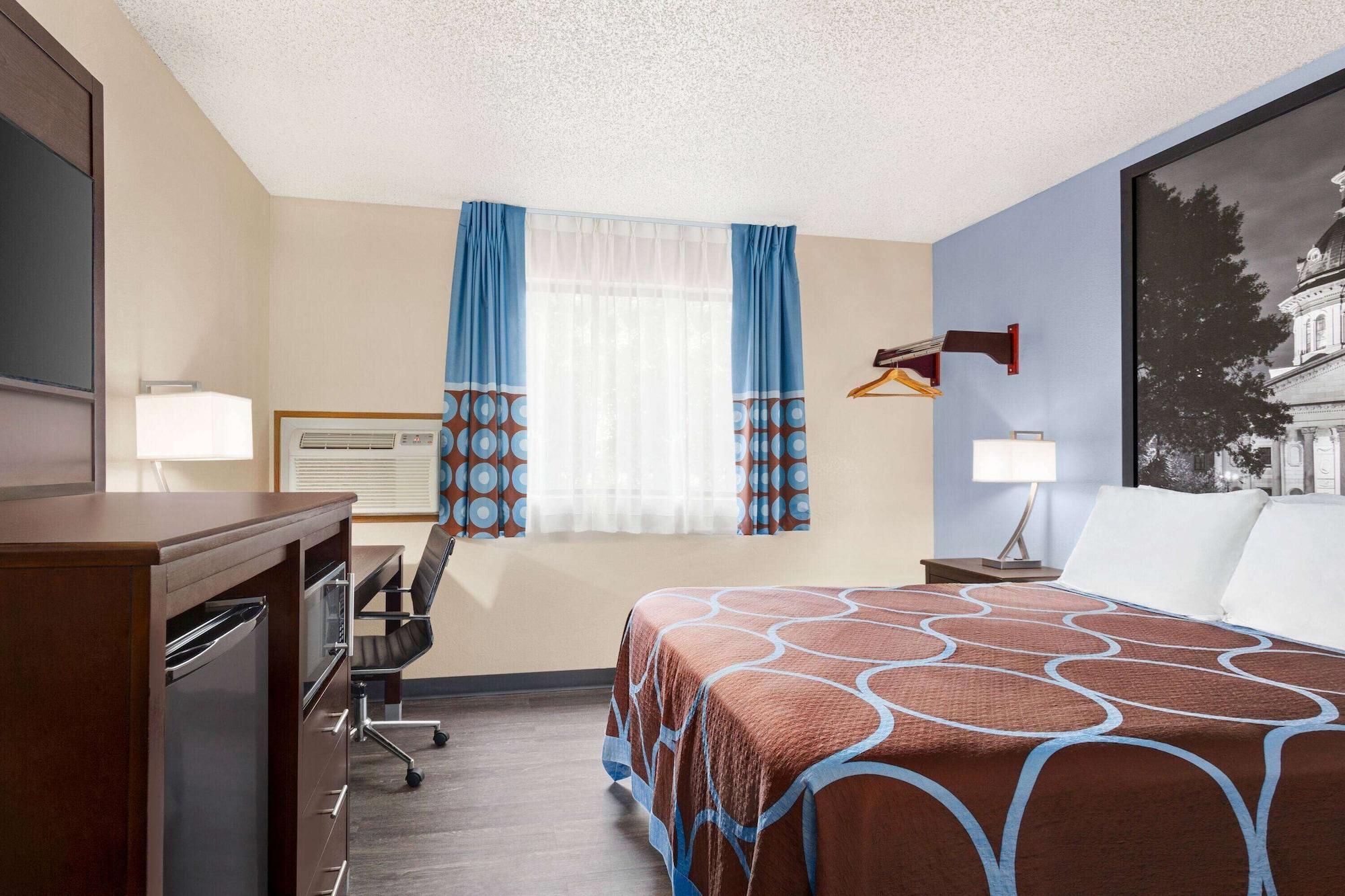 Super 8 By Wyndham Lenexa Overland Park Area/Mall Area Extérieur photo