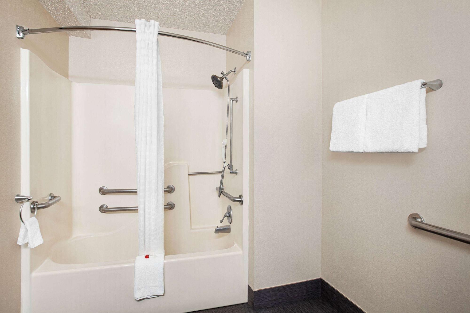 Super 8 By Wyndham Lenexa Overland Park Area/Mall Area Extérieur photo