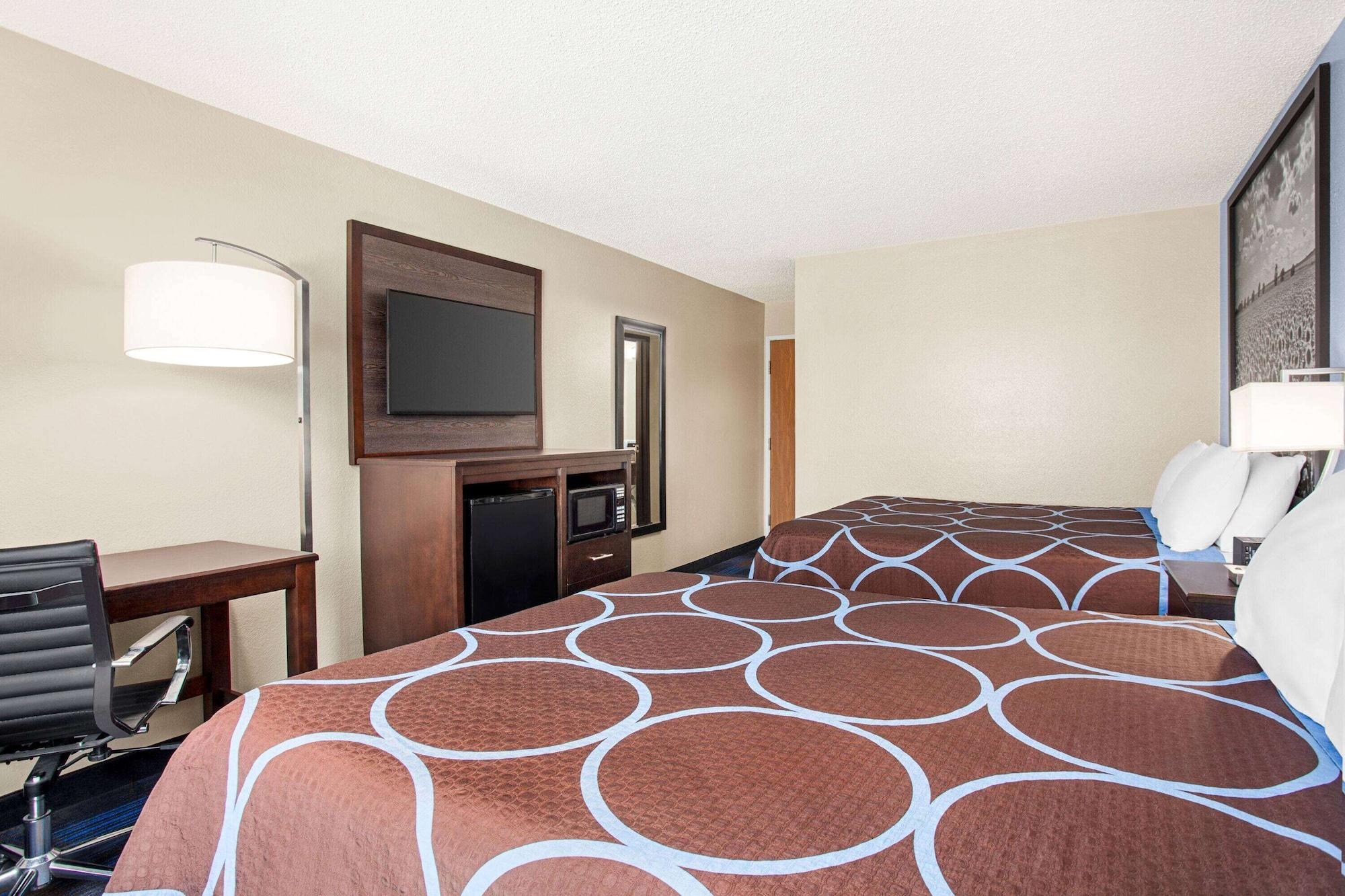 Super 8 By Wyndham Lenexa Overland Park Area/Mall Area Extérieur photo